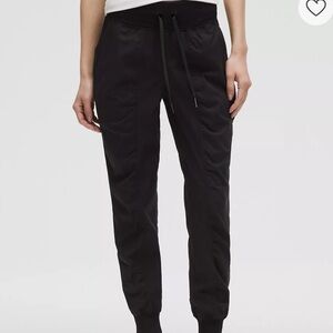 lululemon dance studio joggers size 4